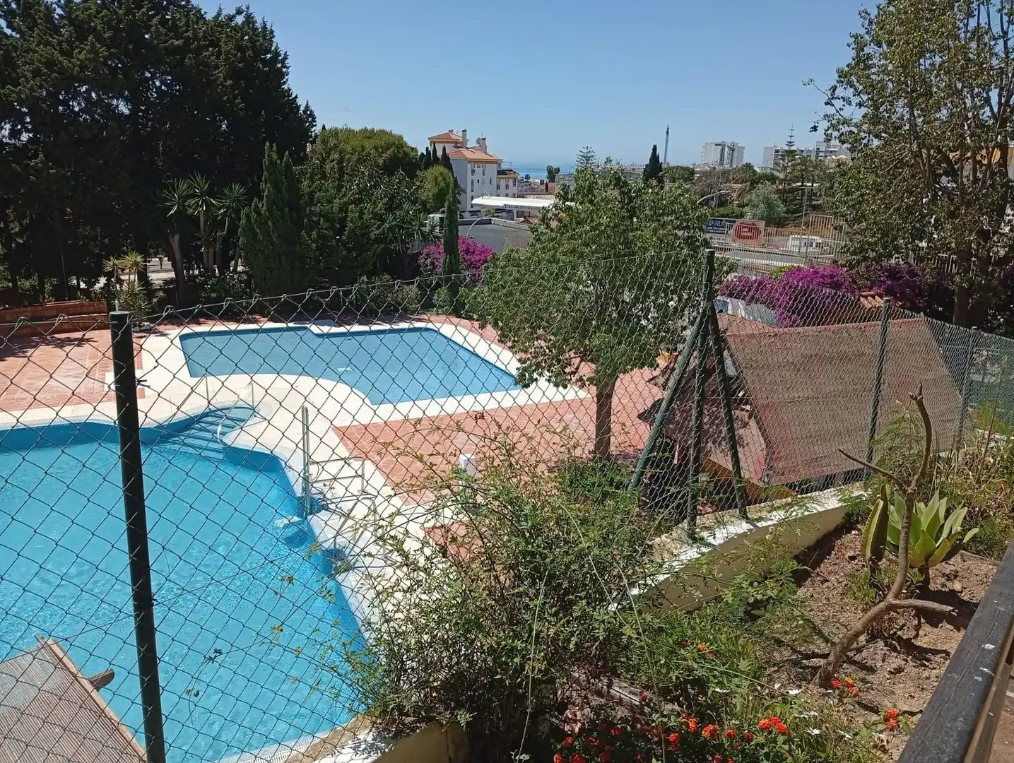 Swimming pool of Flat for sale in Torremolinos  with Air Conditioner, Private garden and Terrace
