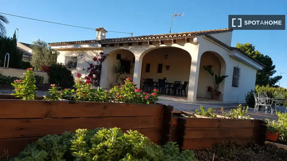 Garden of Flat for rent in Riba-roja de Túria  with Air Conditioner, Heating and Furnished
