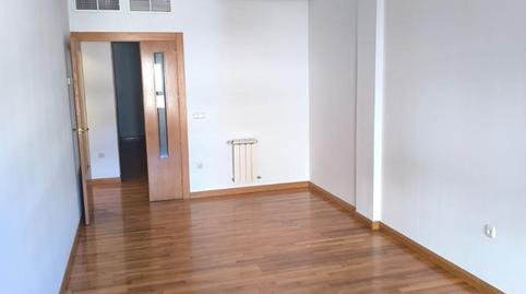 Foto 3 de Pis de lloguer a Padre Romano, Industria, Albacete