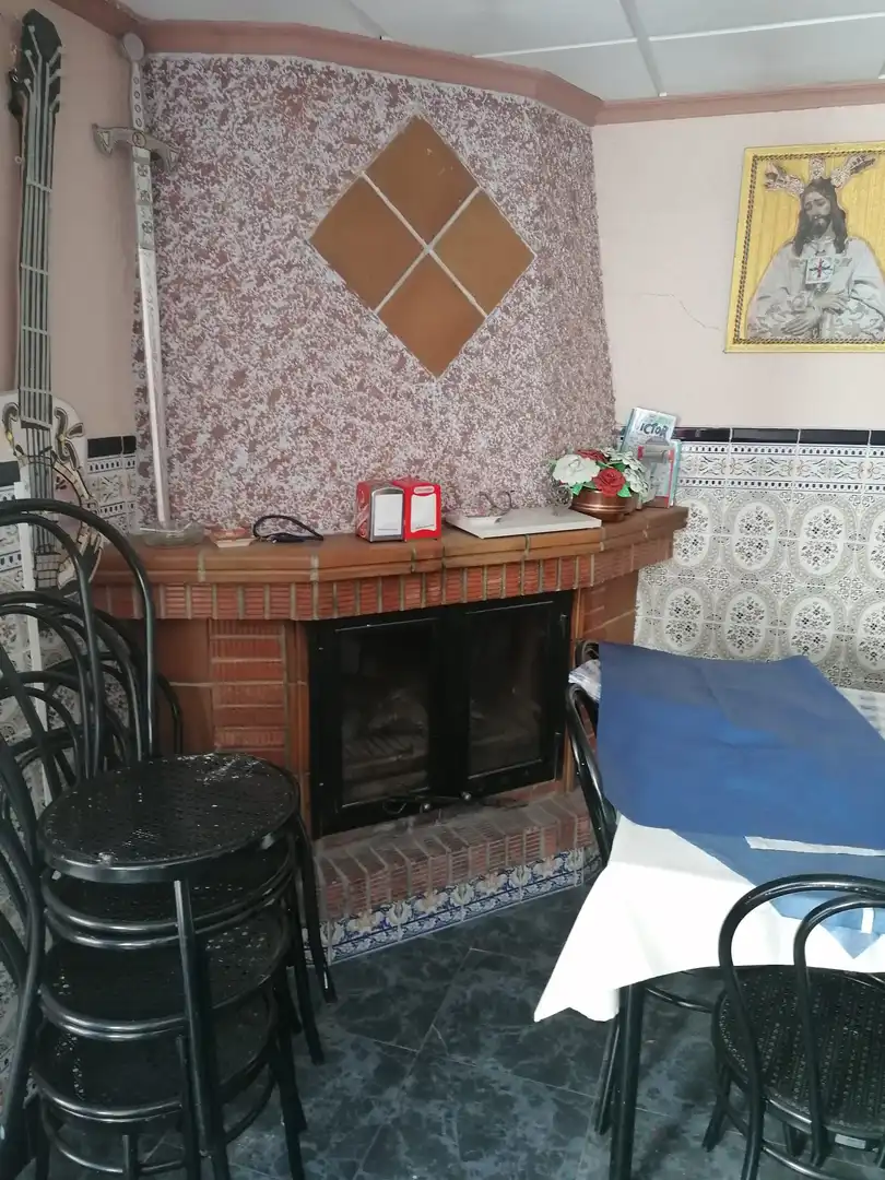 Wohnzimmer von Einfamilien-Reihenhaus zum Verkauf in Martos mit Klimaanlage, Heizung und Terrasse