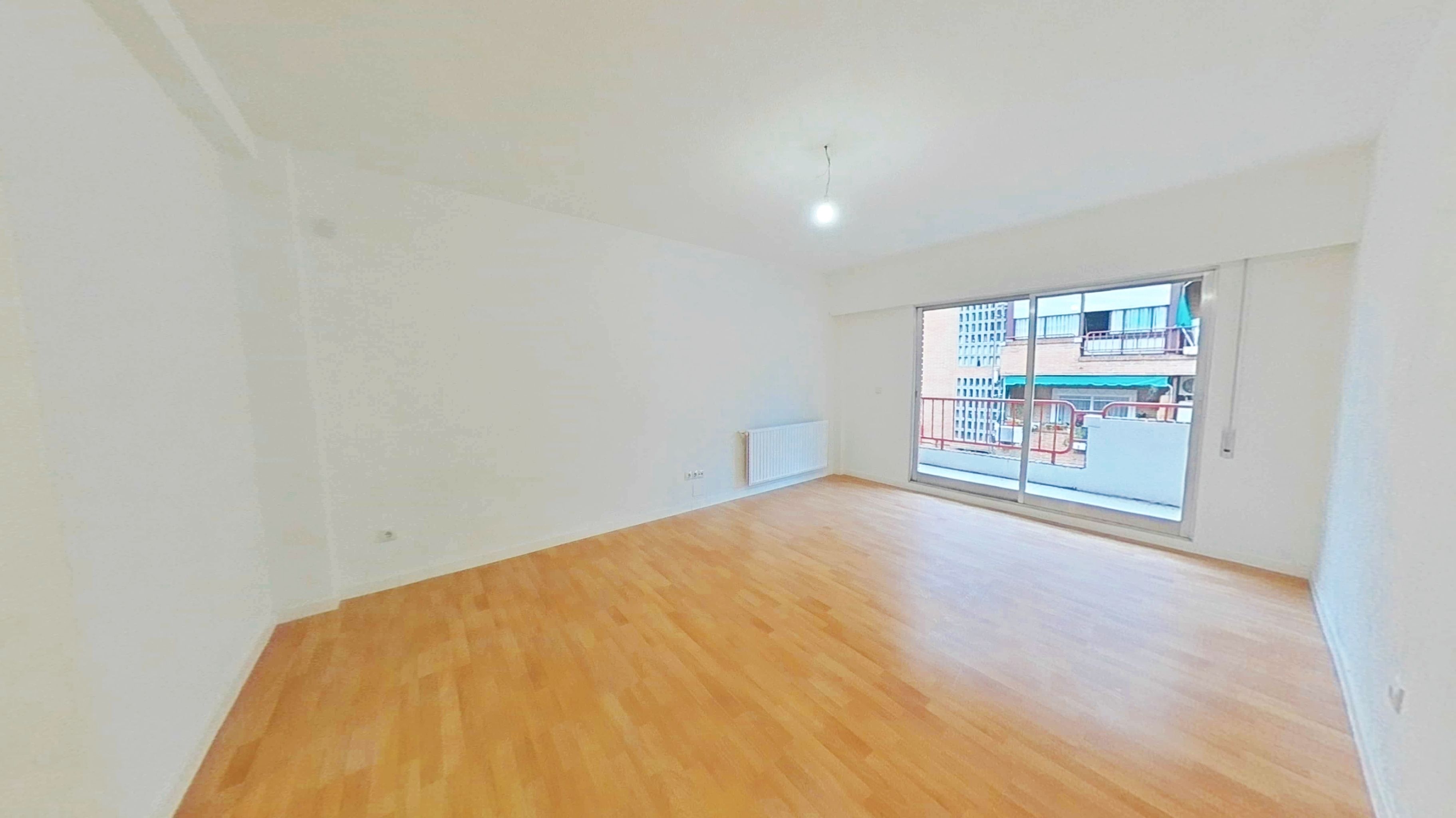 Bedroom of Flat for sale in Alcobendas  with Terrace, Storage room and Oven