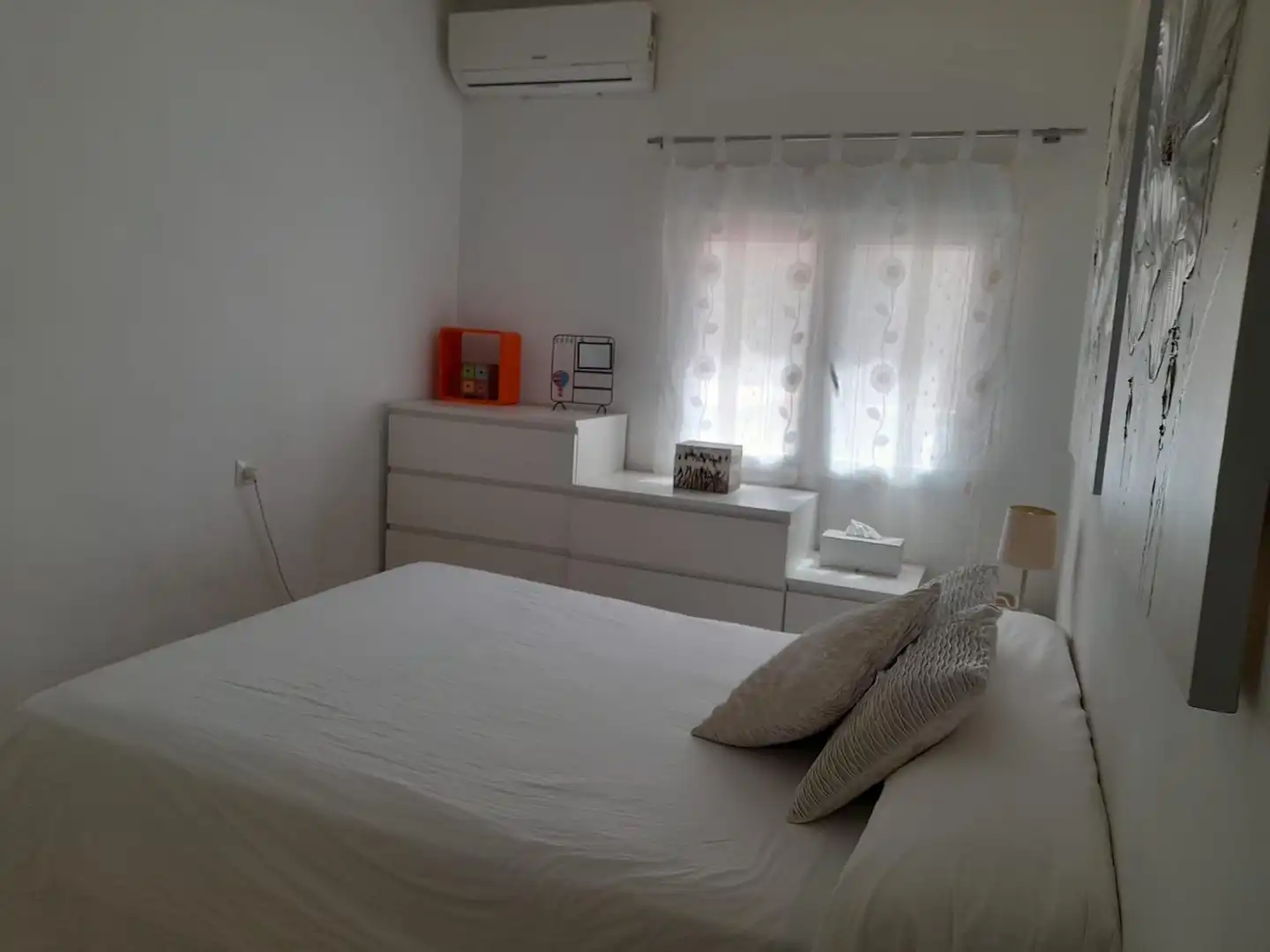 Schlafzimmer von Dachboden zum Verkauf in San Pedro del Pinatar mit Klimaanlage, Privatgarten und Terrasse