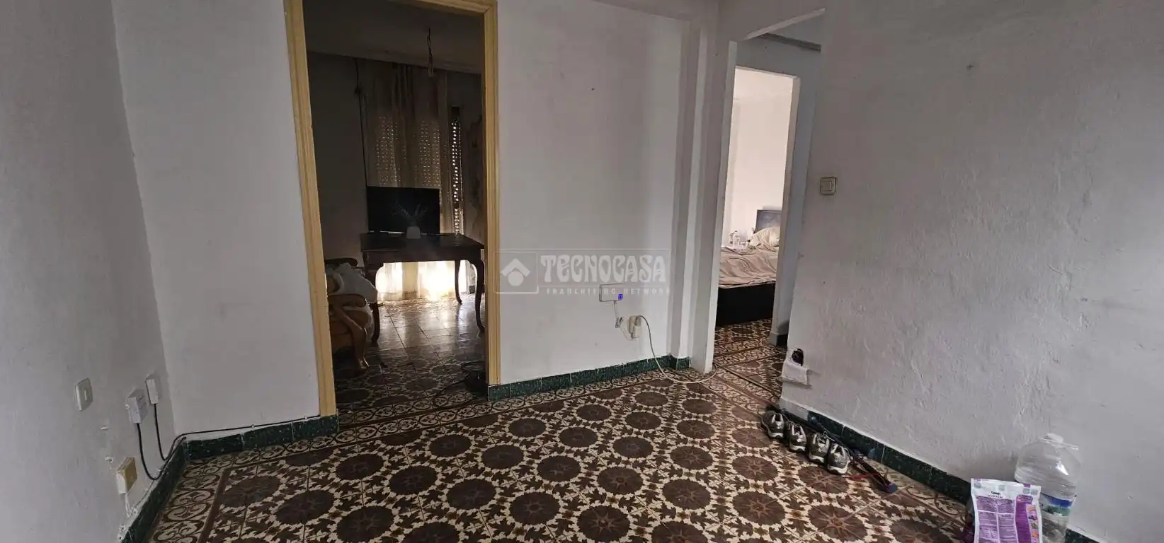 Einfamilien-Reihenhaus zum Verkauf in Sevilla mit Terrasse und Balkon