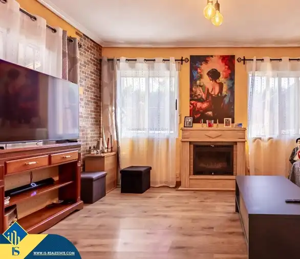 Sala d'estar de Casa o xalet en venda en Torrevieja amb Jardí privat, Terrassa i Moblat