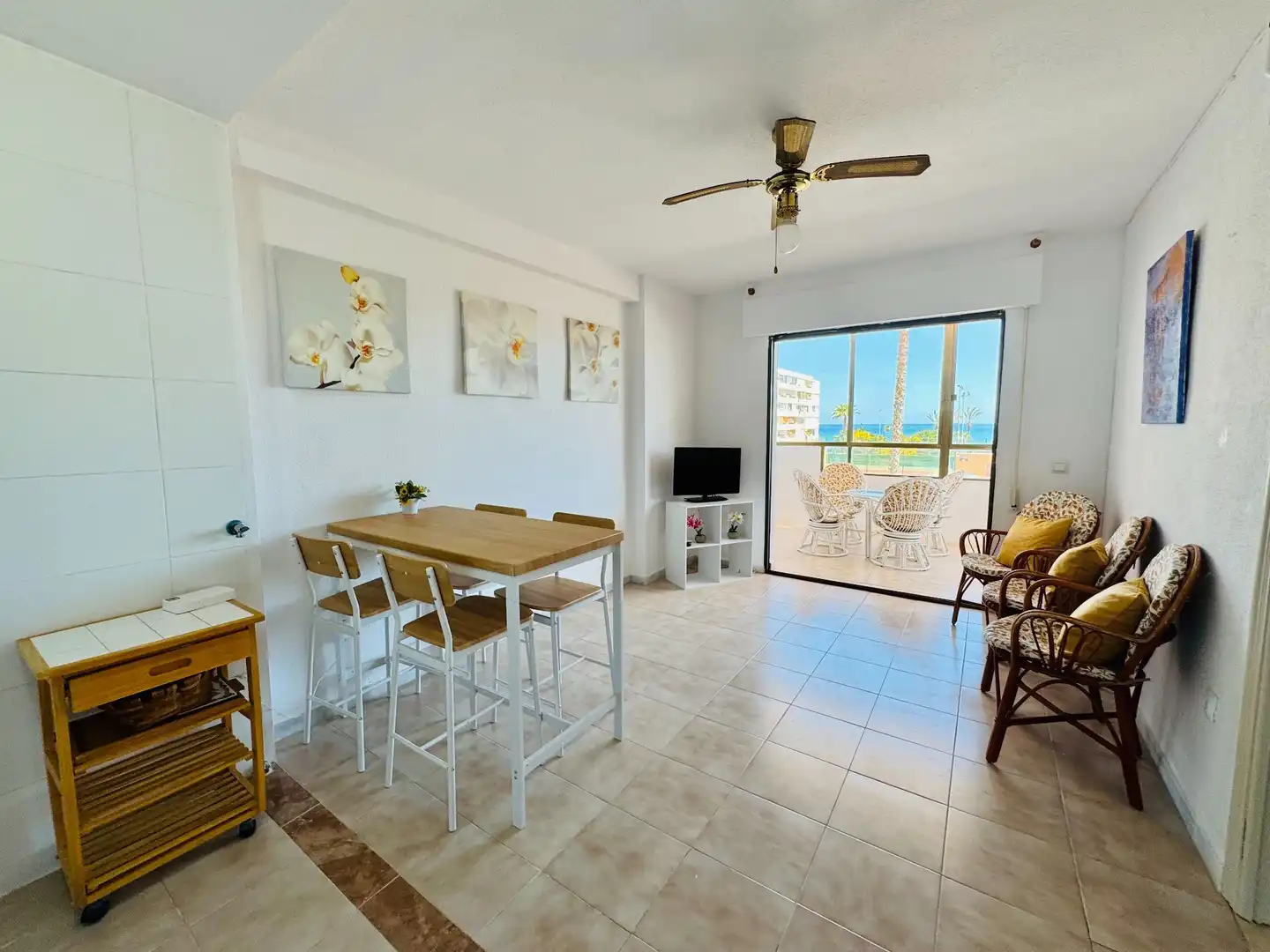 Dining room of Apartments for sale in Torrevieja  with Heating, Terrace and Furnished