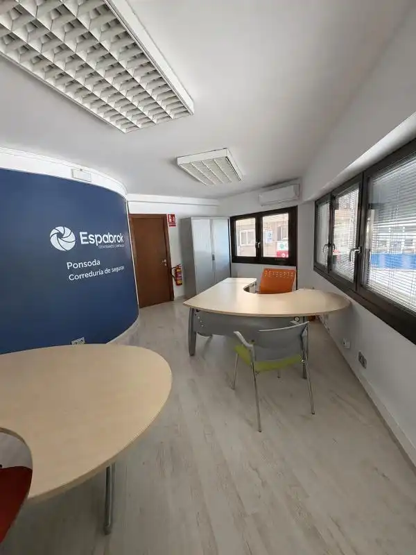 Büro zur Miete in Carrer Reis Catòlics, imagen 5