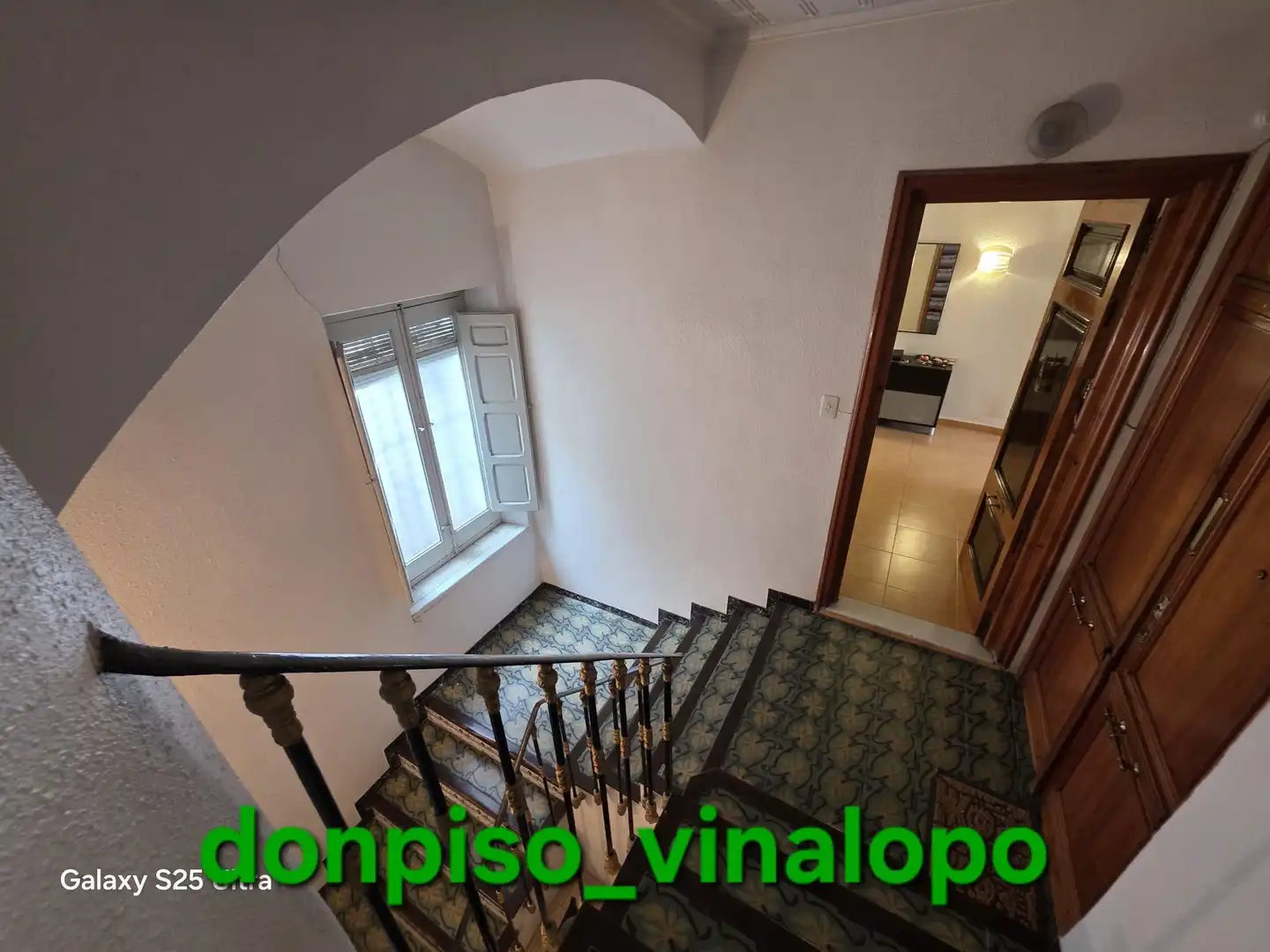 Maisonette zum Verkauf in Villena mit Klimaanlage, Heizung und Balkon