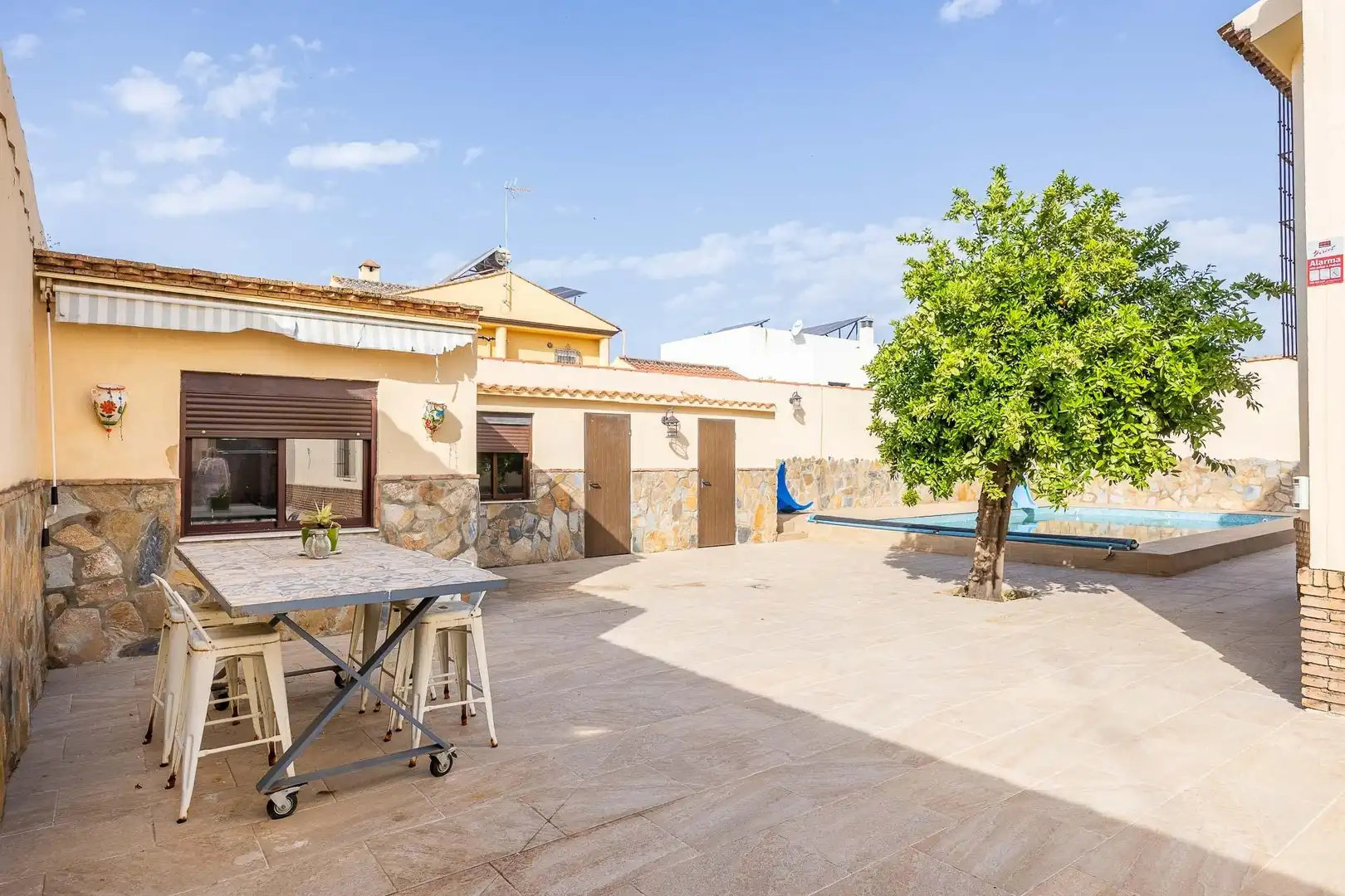 Terraza de Casa o chalet en venta en Montequinto con Aire acondicionado, Jardín privado y Terraza
