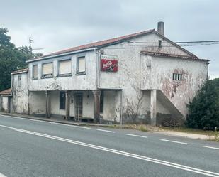 Vista exterior de Casa o xalet en venda en O Pino  amb Balcó