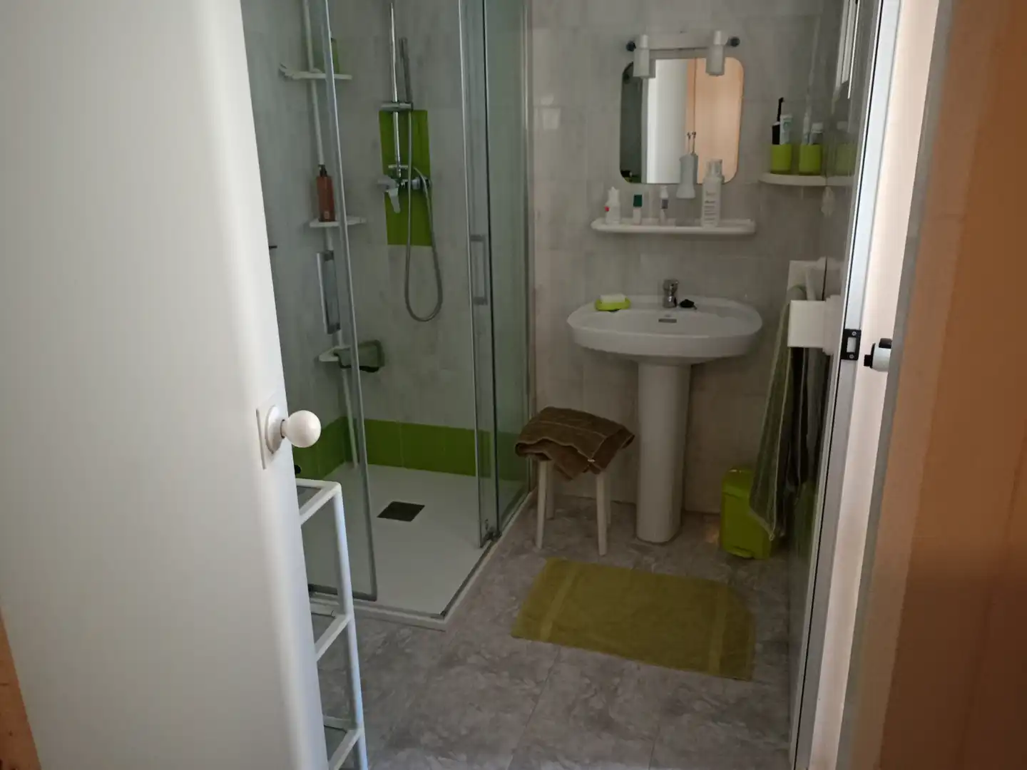 Badezimmer von Wohnung zum Verkauf in Gandia mit Klimaanlage, Terrasse und Möbliert