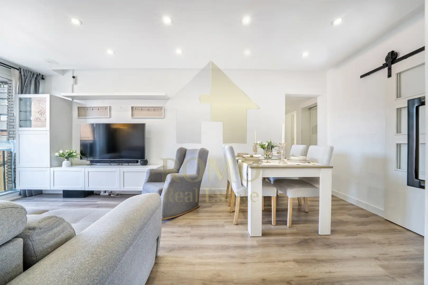Sala de estar de Piso en venta en Santa Perpètua de Mogoda con Calefacción, Parquet y Balcón