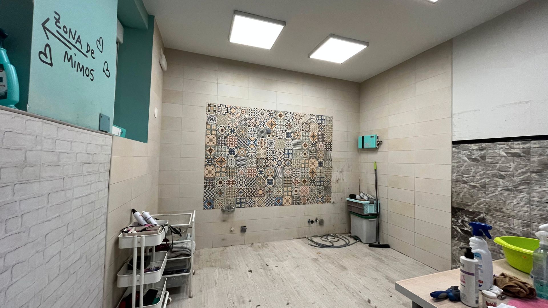 Bathroom of Premises to rent in  Madrid Capital  with Air Conditioner and Heating