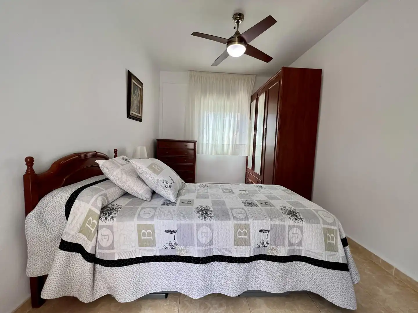 Schlafzimmer von Wohnung zur untervermieten in Córdoba mit Klimaanlage, Heizung und Terrasse