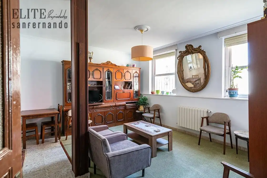 Sala de estar de Casa o chalet en venta en Santander con Calefacción, Jardín privado y Parquet