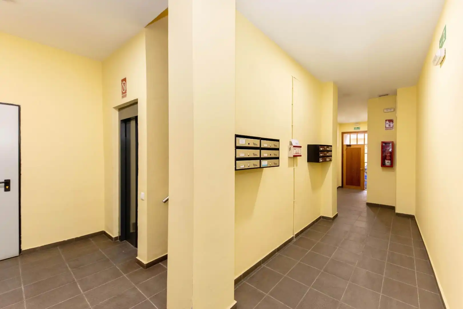 Duplexes for sale in Brenes  with Air Conditioner, Terrace and Balcony
