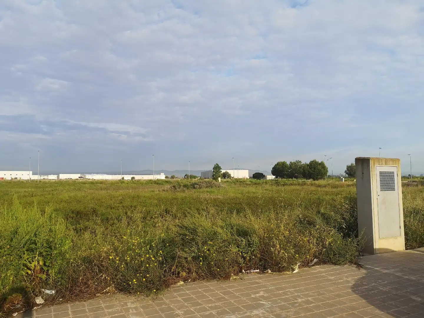 Terreno industrial en venta en Alzira