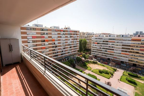 Exterior view of Flat for sale in  Madrid Capital  with Terrace