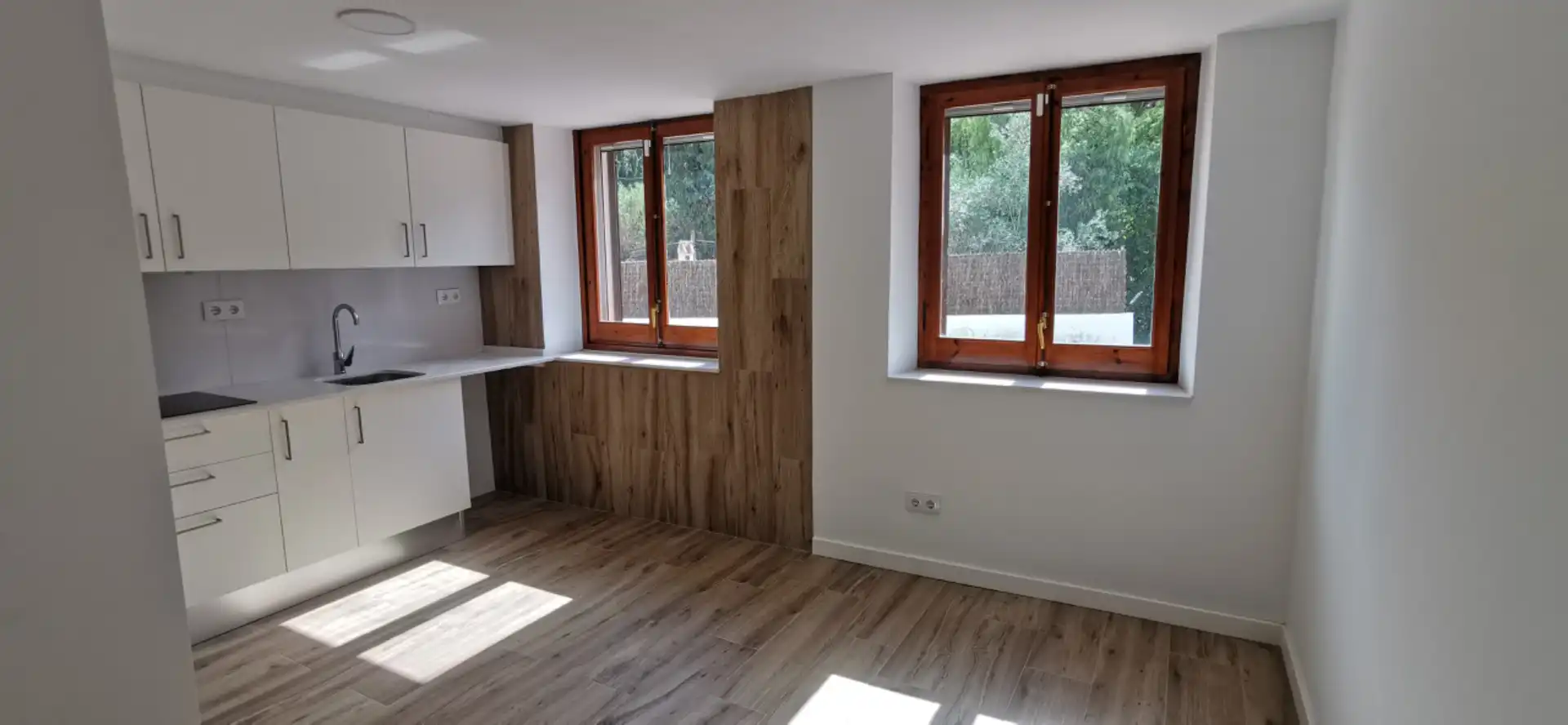 Cuina de Casa adosada de lloguer en Cabrera de Mar amb Aire condicionat, Calefacció i Jardí privat