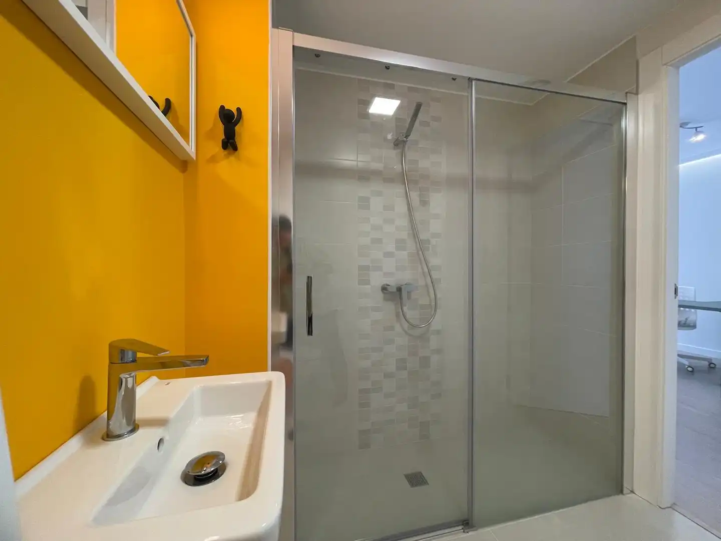 Bathroom of Flat for rent in Ponferrada  with Heating, Terrace and Storage room