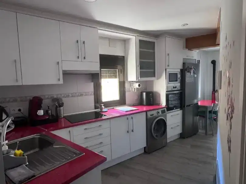 Cuina de Pis en venda en Garganta la Olla amb Traster, Moblat i Balcó