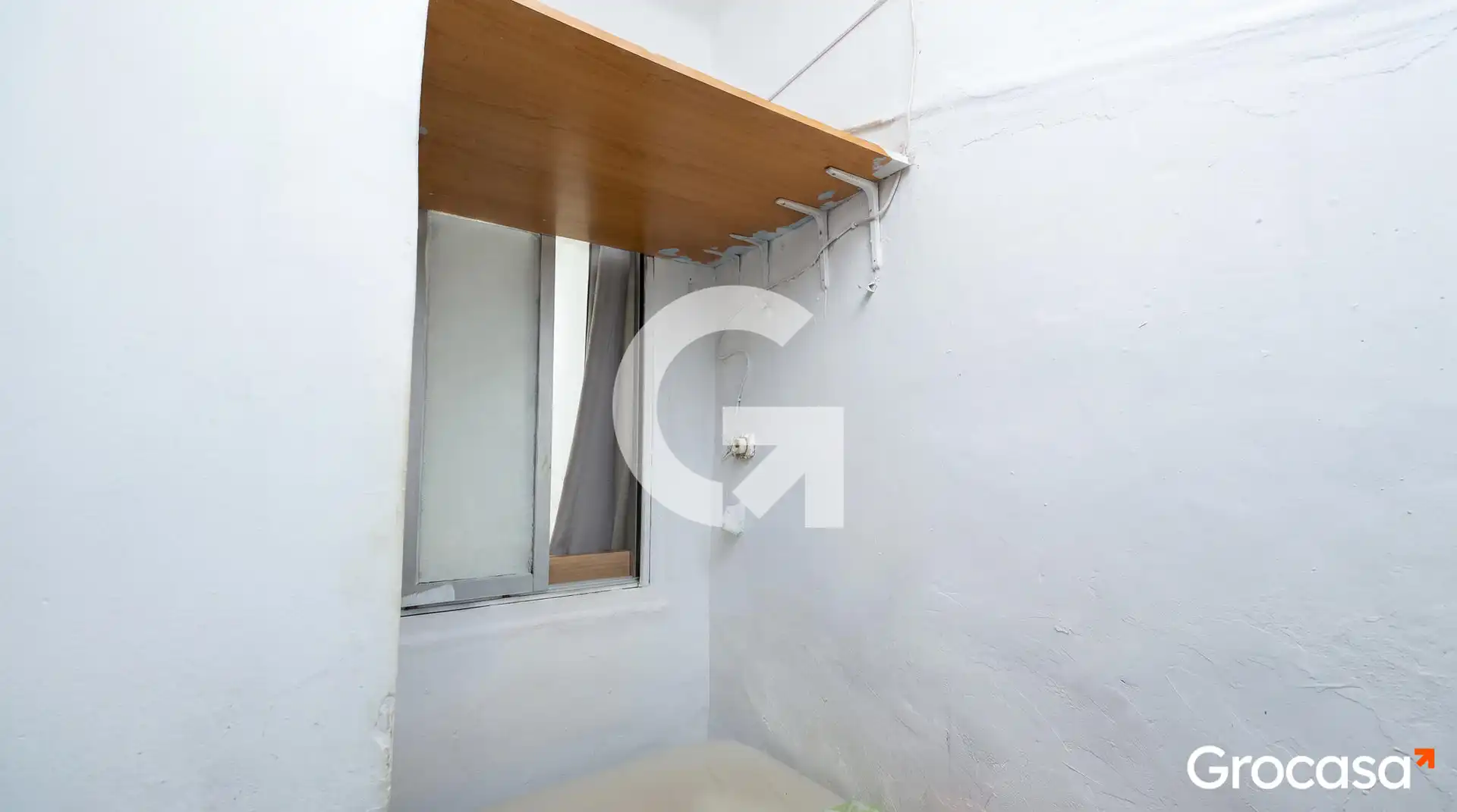 Baño de Piso en venta en L'Hospitalet de Llobregat con Terraza