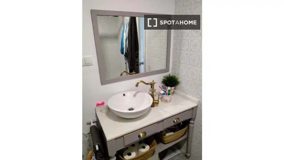 Flat with terrace to rent in Pobles del Sud, imagen 3