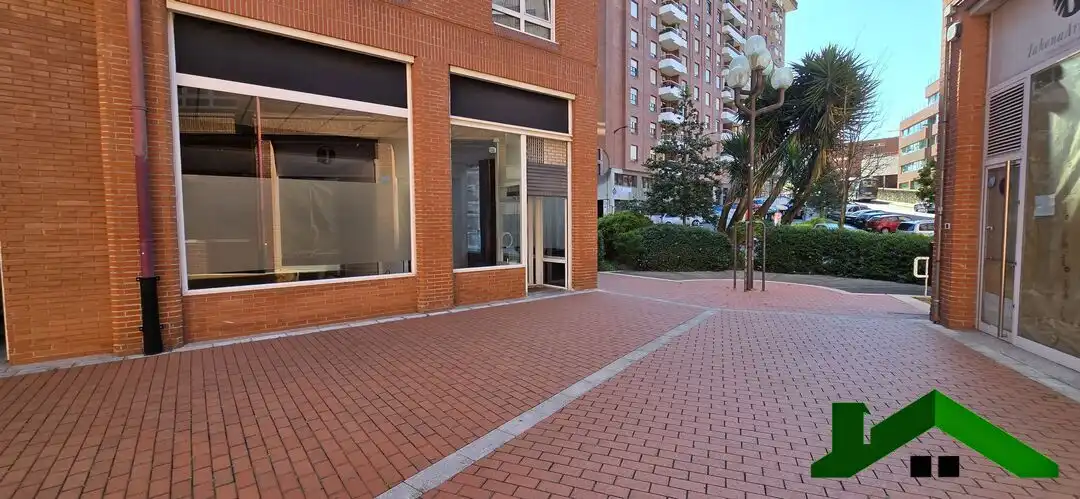 Exterior view of Commercial properties for sale in Bilbao 