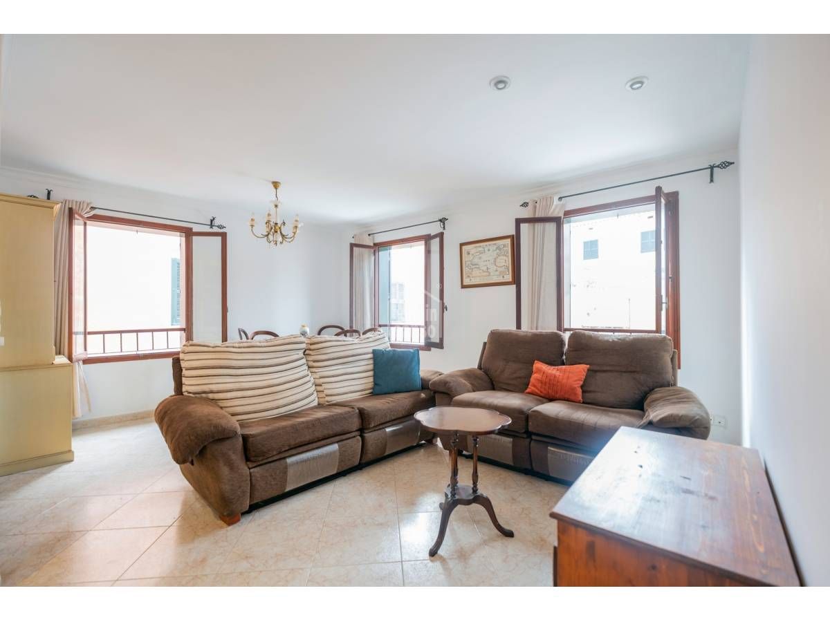 Sala d'estar de Apartament en venda en Ciutadella de Menorca amb Terrassa i Moblat