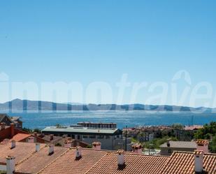 Vista exterior de Casa adosada de lloguer en Sanxenxo amb Jardí privat, Terrassa i Moblat