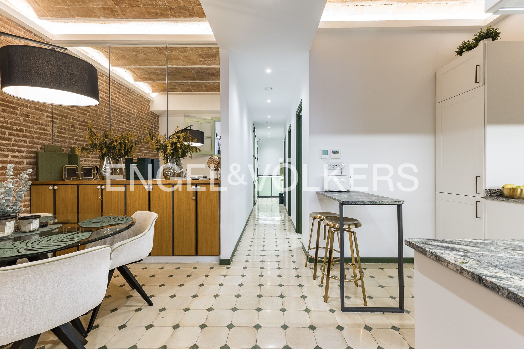 Flat for sale in  Barcelona Capital  with Air Conditioner, Heating and Furnished