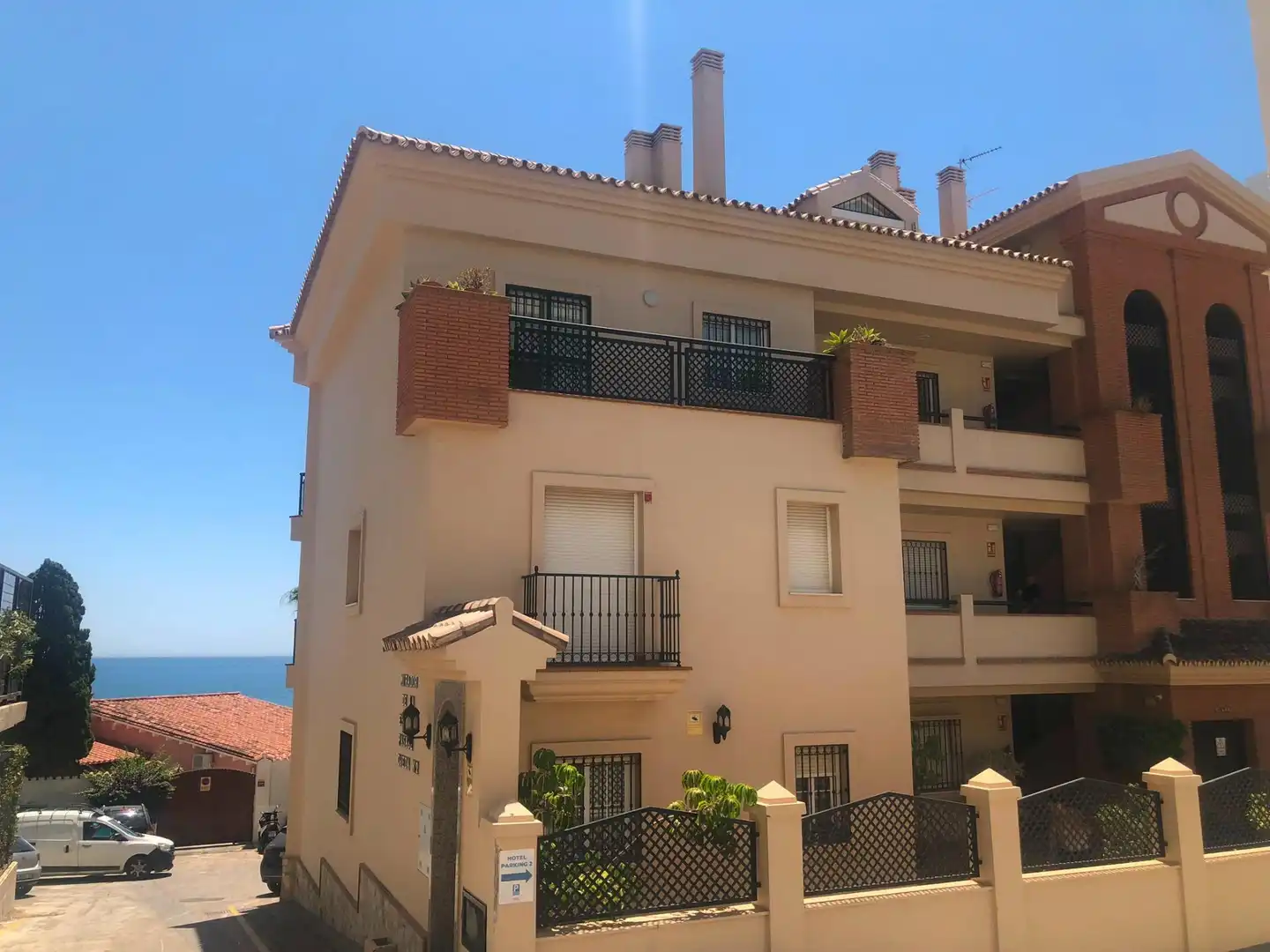 Vista exterior de Àtic en venda en Benalmádena amb Terrassa