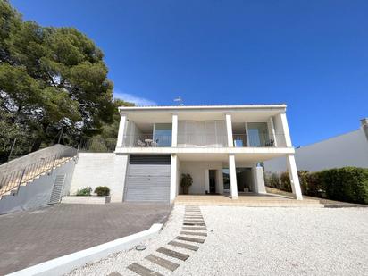 Exterior view of House or chalet for sale in El Vendrell  with Terrace