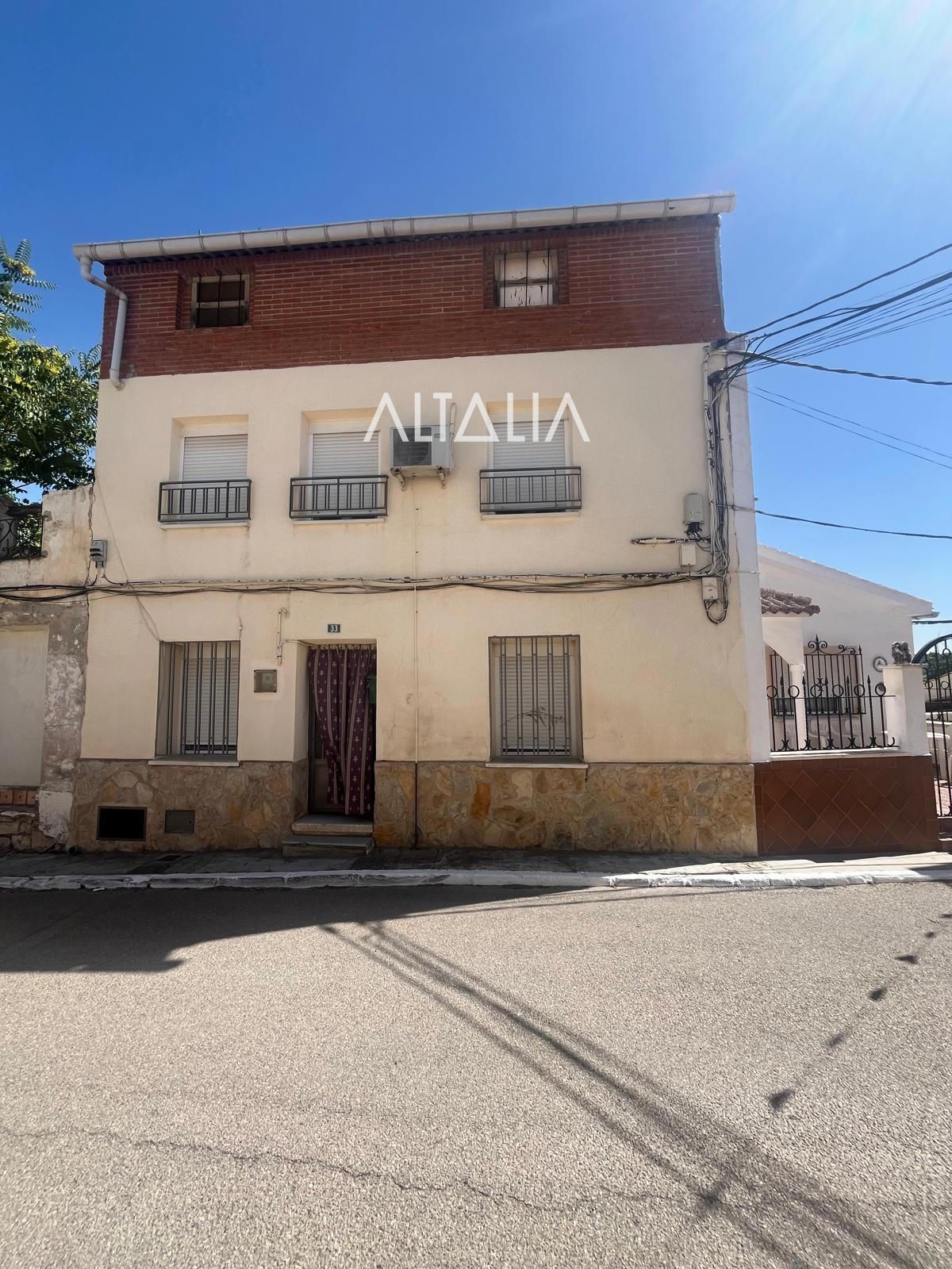 Vista exterior de Casa o xalet en venda en Campos del Paraíso