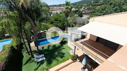 VISTAS AL MAR  707 M2 CONSTRUIDOS  1.101 M2 DE PARCELA  5 SUITES  PISCINA DESBORDANTE  ASCENSOR  GARAJE PARA 4 COCHES  SANT VICENÇ