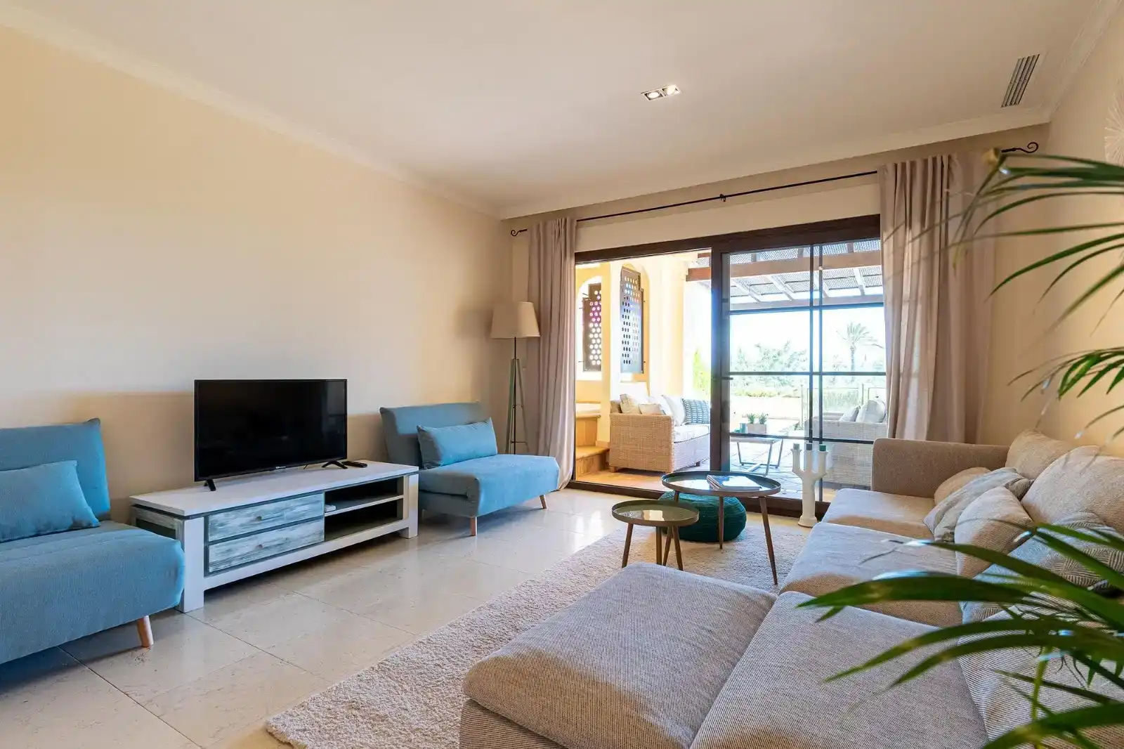 Wohnzimmer von Wohnung zur Miete in Altea mit Klimaanlage, Privatgarten und Abstellraum