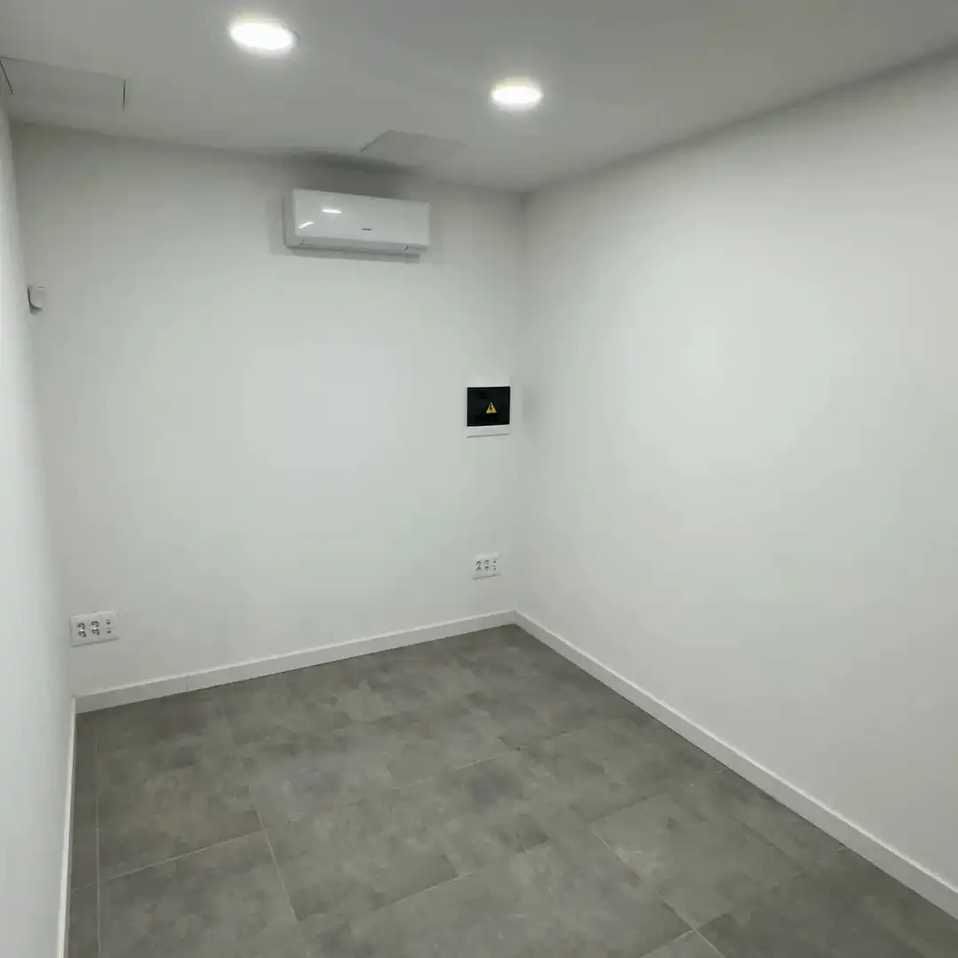 Büro zur Miete in Telde mit Klimaanlage, Heizung und Internet