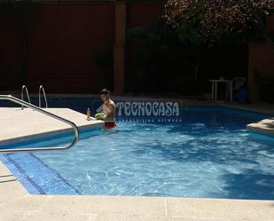 Piscina de Pis de lloguer en  Madrid Capital amb Calefacció i Terrassa