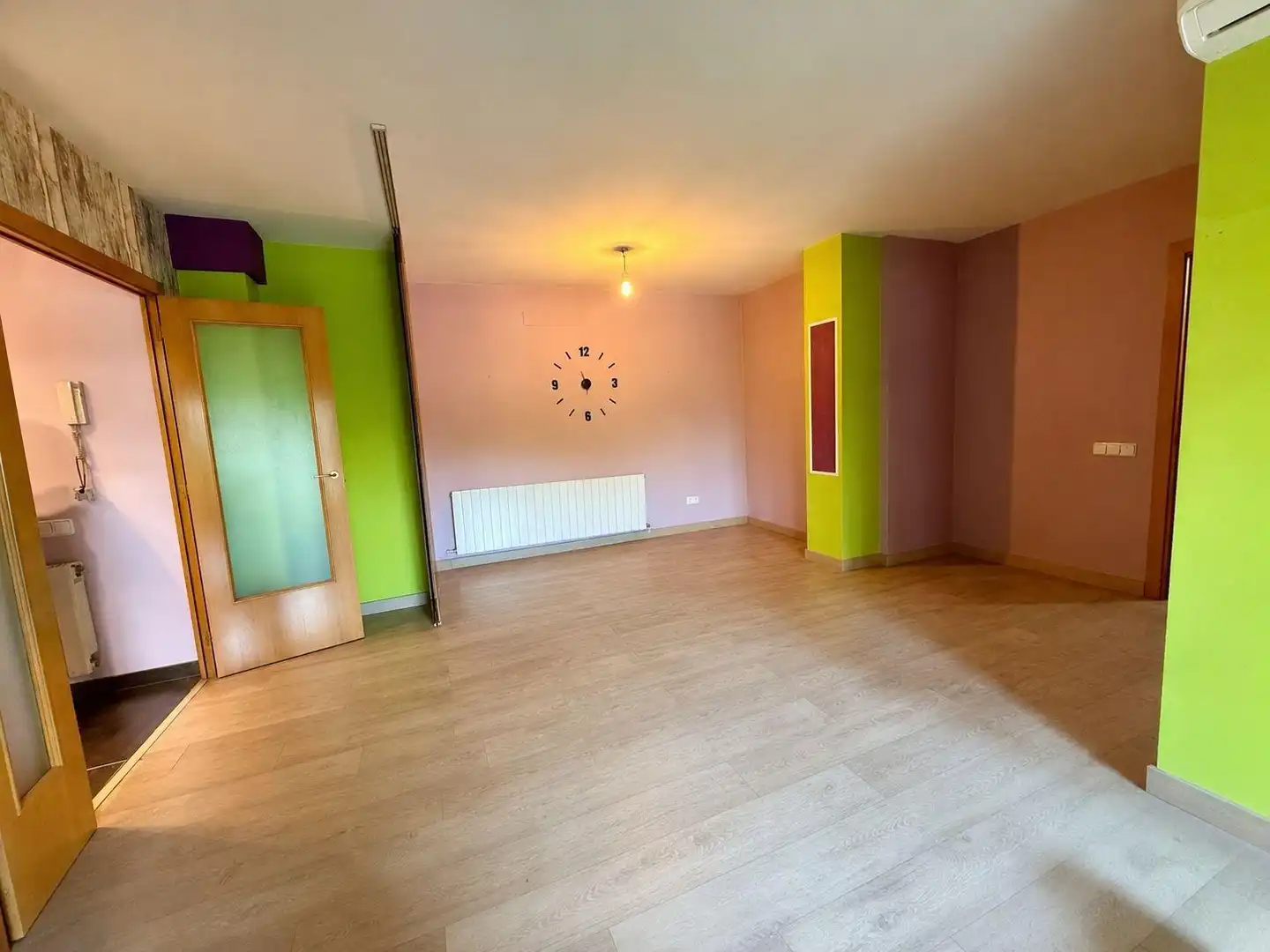 Piso en venta en Vic con Aire acondicionado, Calefacción y Parquet