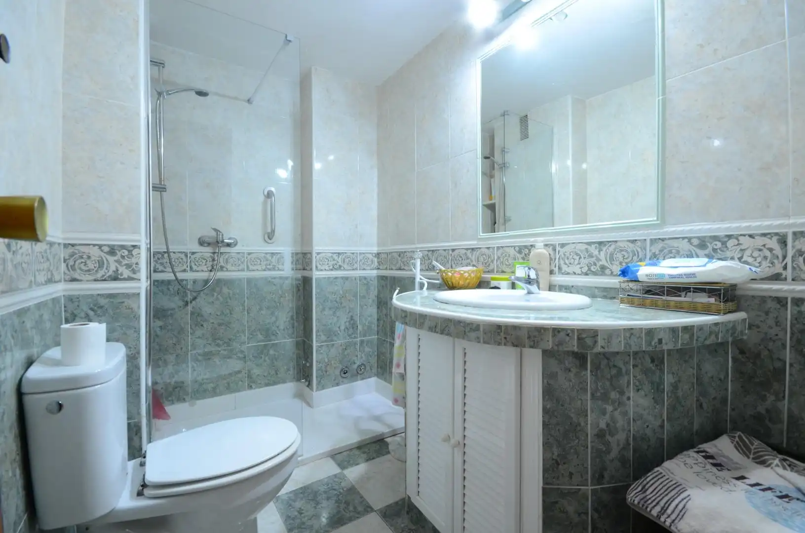 Baño de Piso en venta en Huelva