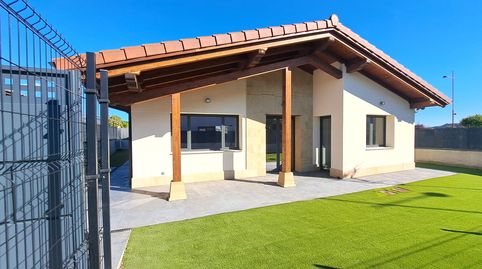 Excelente Oportunidad. Haro. Bonito chalet individual a estrenar edificado en el año 2023 y construido en planta baja., imagen 2