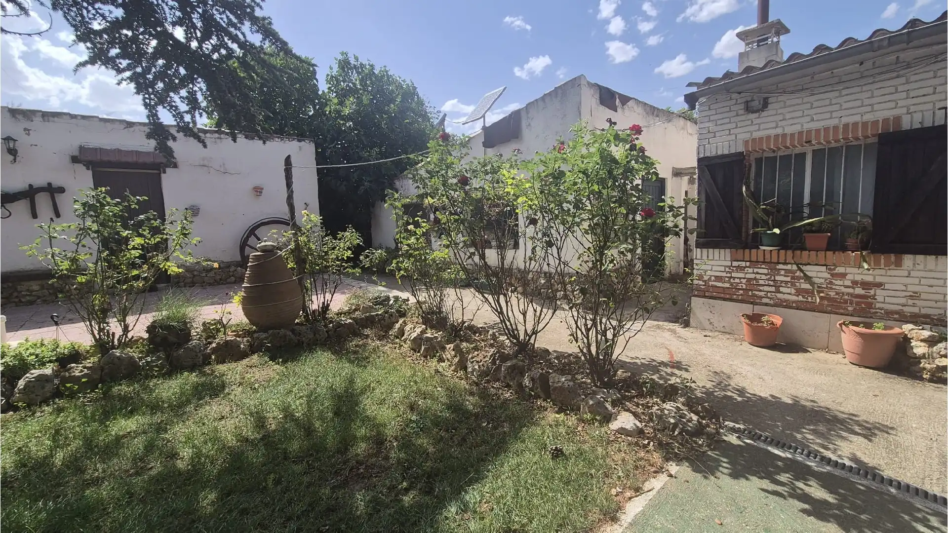 Garden of Houses for sale in Villamuriel de Cerrato  with Heating, Private garden and Swimming Pool