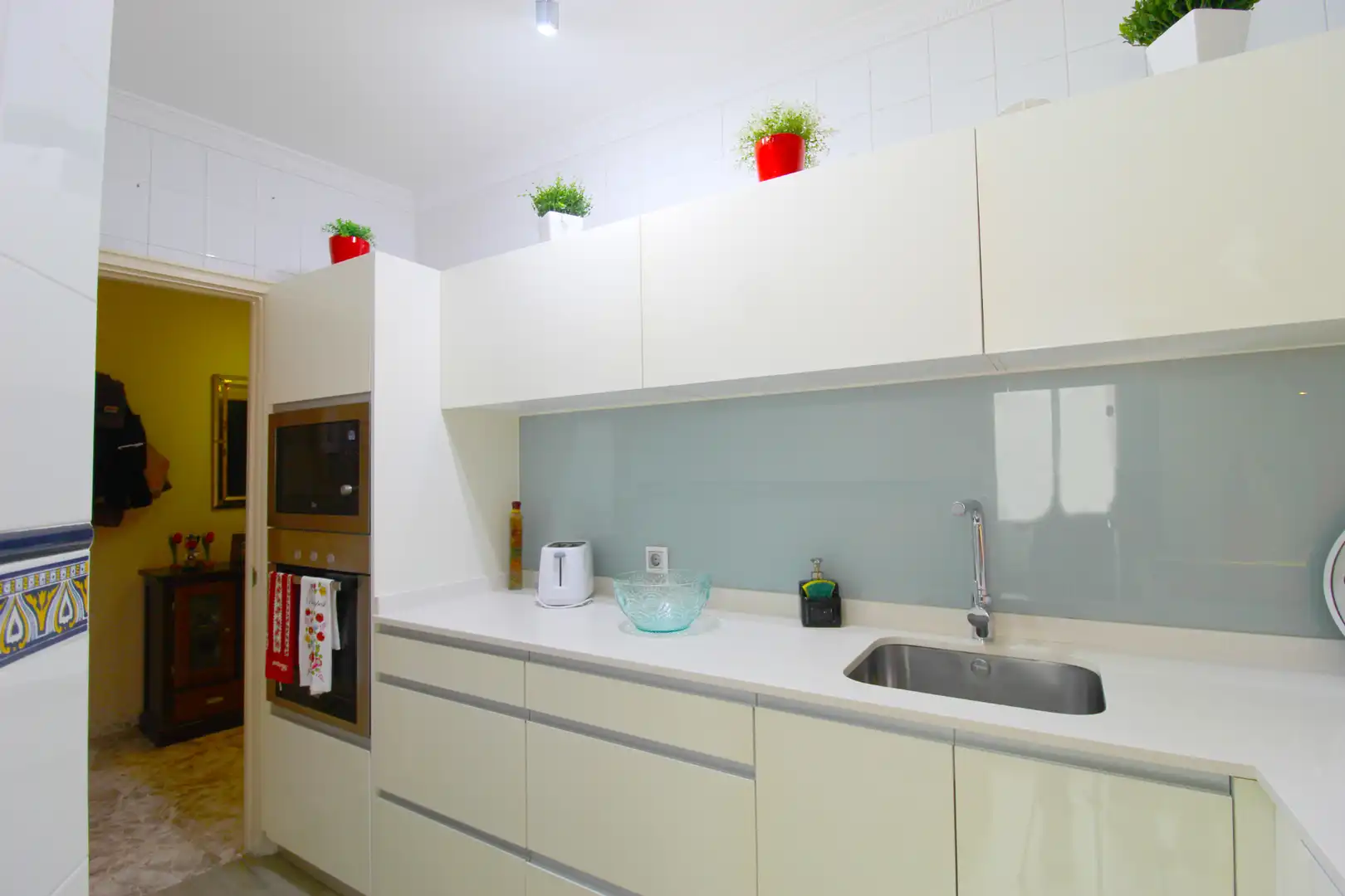 Cuina de Pis en venda en Las Palmas de Gran Canaria amb Moblat, Forn i Rentadora