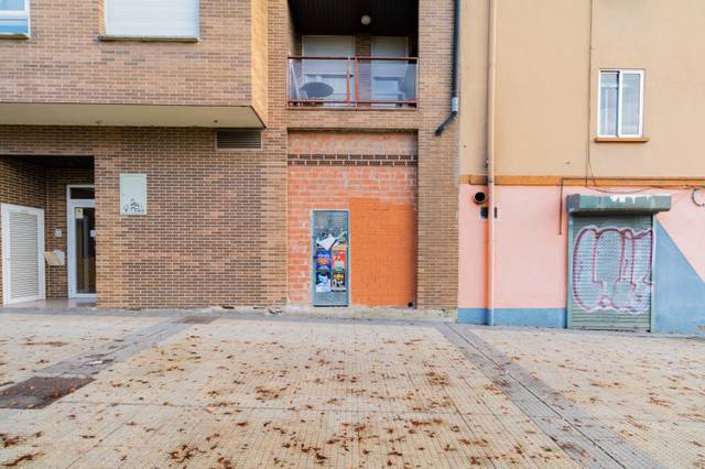 Local comercial en Venta en Pamplona-Iruña - AVDA. GUIPÚZCOA, 6 en Rochapea