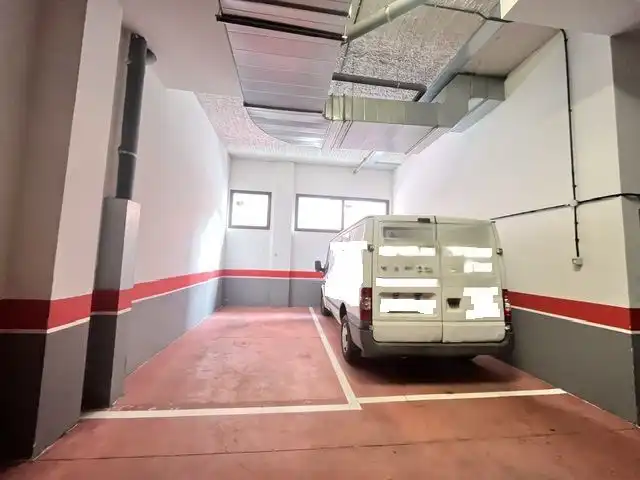 Parkplatz von Garage zur Miete in Gijón 