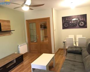 Sala d'estar de Dúplex en venda en Aranda de Duero amb Calefacció, Terrassa i Balcó