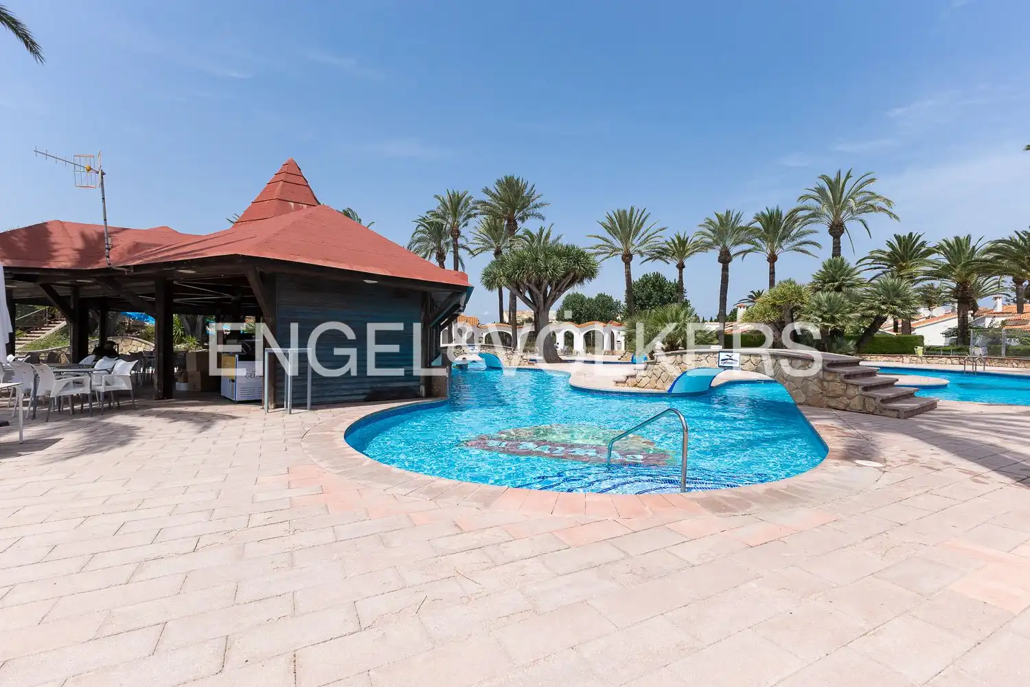 Piscina de Apartament de lloguer en Dénia amb Aire condicionat, Calefacció i Terrassa