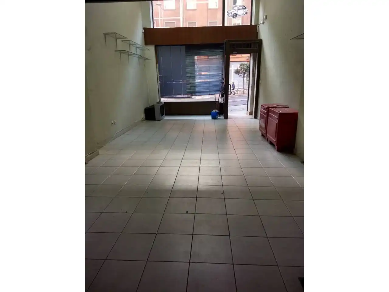 Local comercial en venda a Uribarri