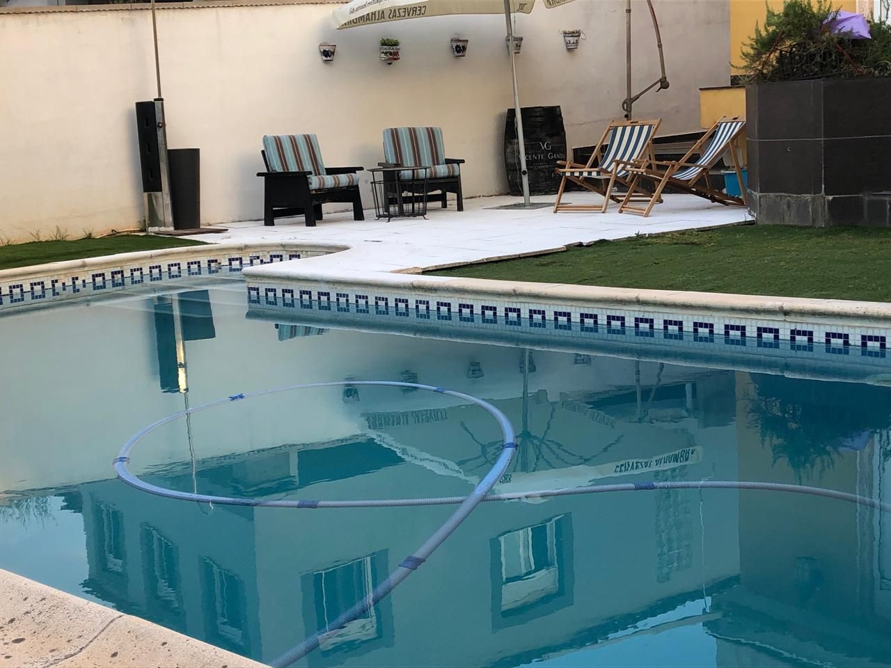 Piscina de Casa o xalet en venda en Torrent