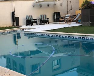 Swimming pool of House or chalet for sale in Torrent