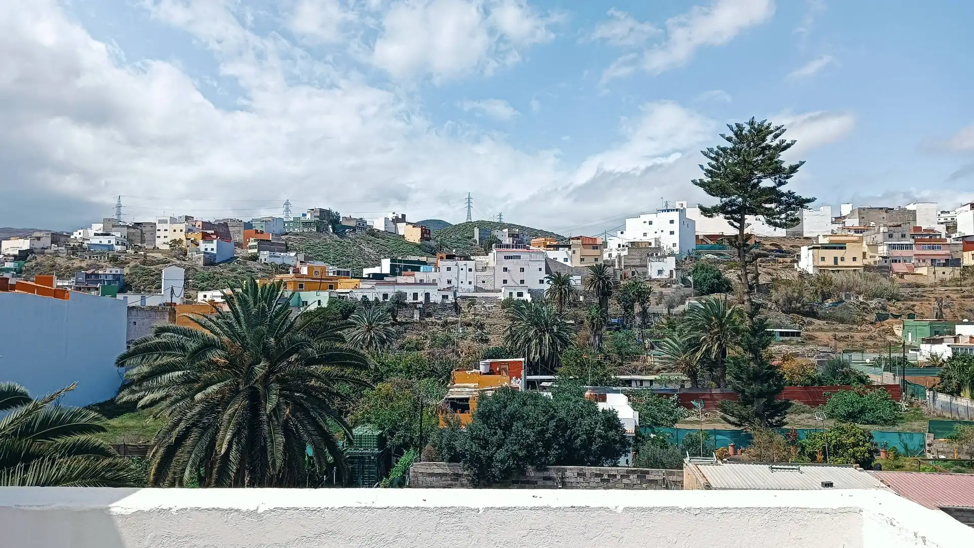 Vista exterior de Ático en venta en Telde con Terraza, Trastero y Amueblado